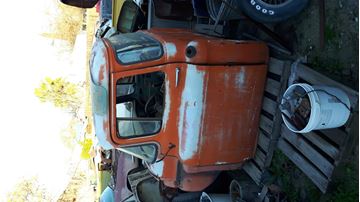 Picture of 1957-58 Chevy pickup cab "big back window"