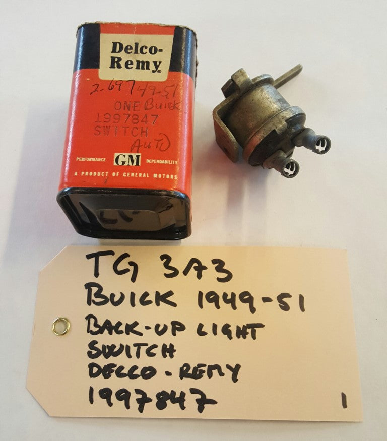 1949-51 BuickBack-up light switch - 1997847