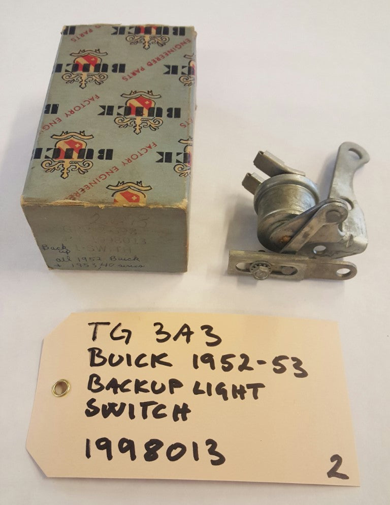 1952-53 Buick Back-up light switch - 1998013