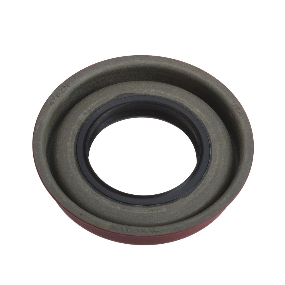 Seal GM Truck K1500/2500 88-02 rear - AX4762N