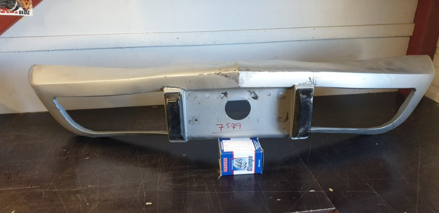 Front bumper 75-79 Corvette Used - BR1000028