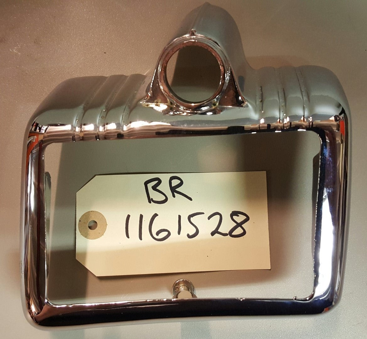 1946-48 Dodge tail  light bezel RH - BR1161528