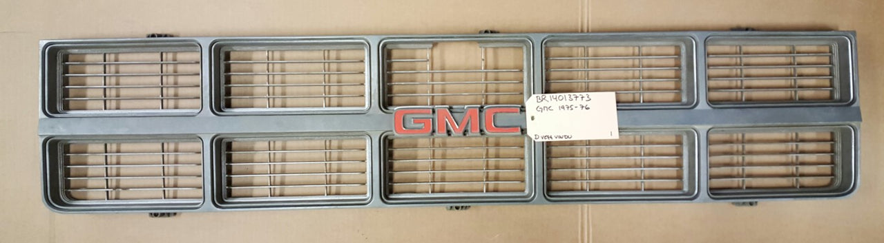 1975-76 GMC Grill - BR14013773