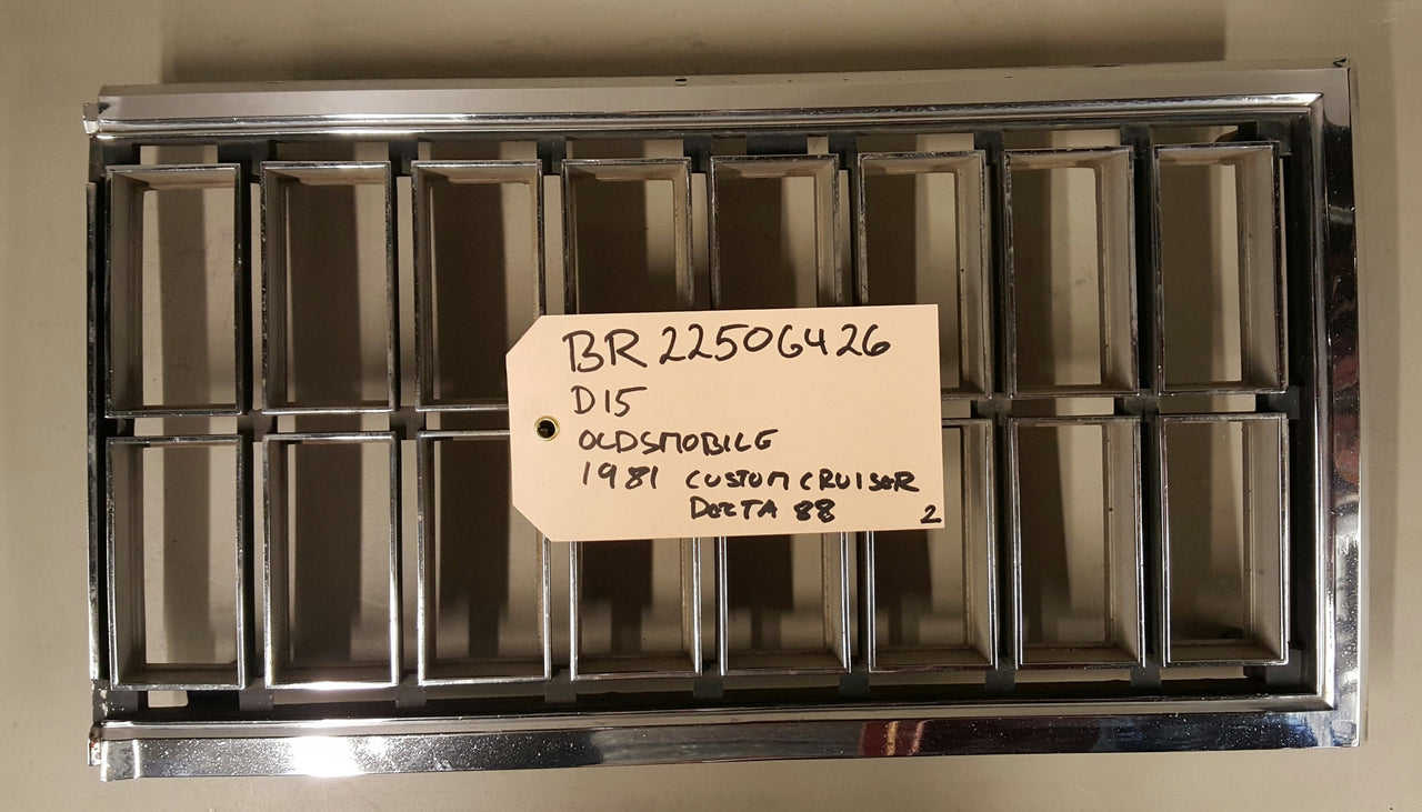1979 Olds. Custom Cruiser Delta 88 Grille - BR22506426