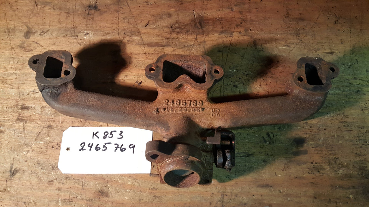 1967-68 Chrysler 273/318 Exhaust manifold RH - BR2465769