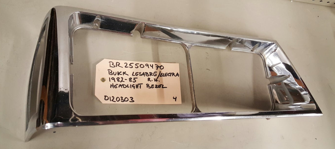 1982-85 Buick Lesabre/Electra Headlight Bezel RH - BR25509470