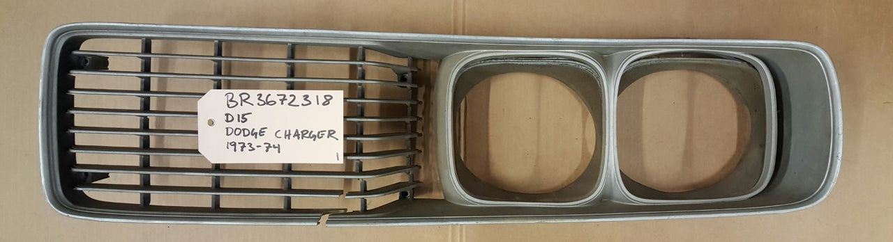 1973-74 Dodge Charger Grille RH - BR3672318
