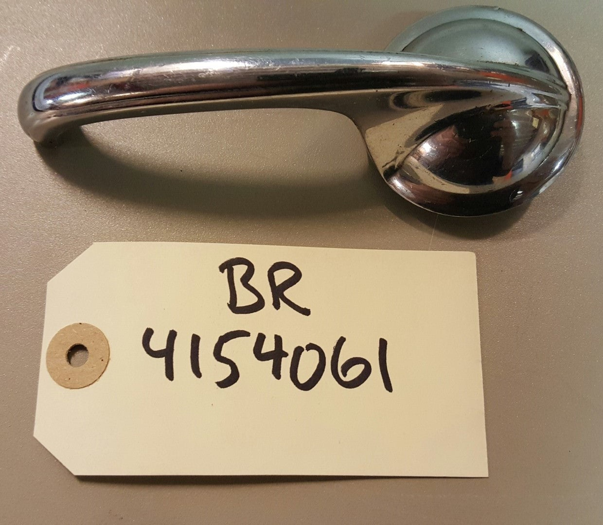 GM Door opener handle - BR4154061