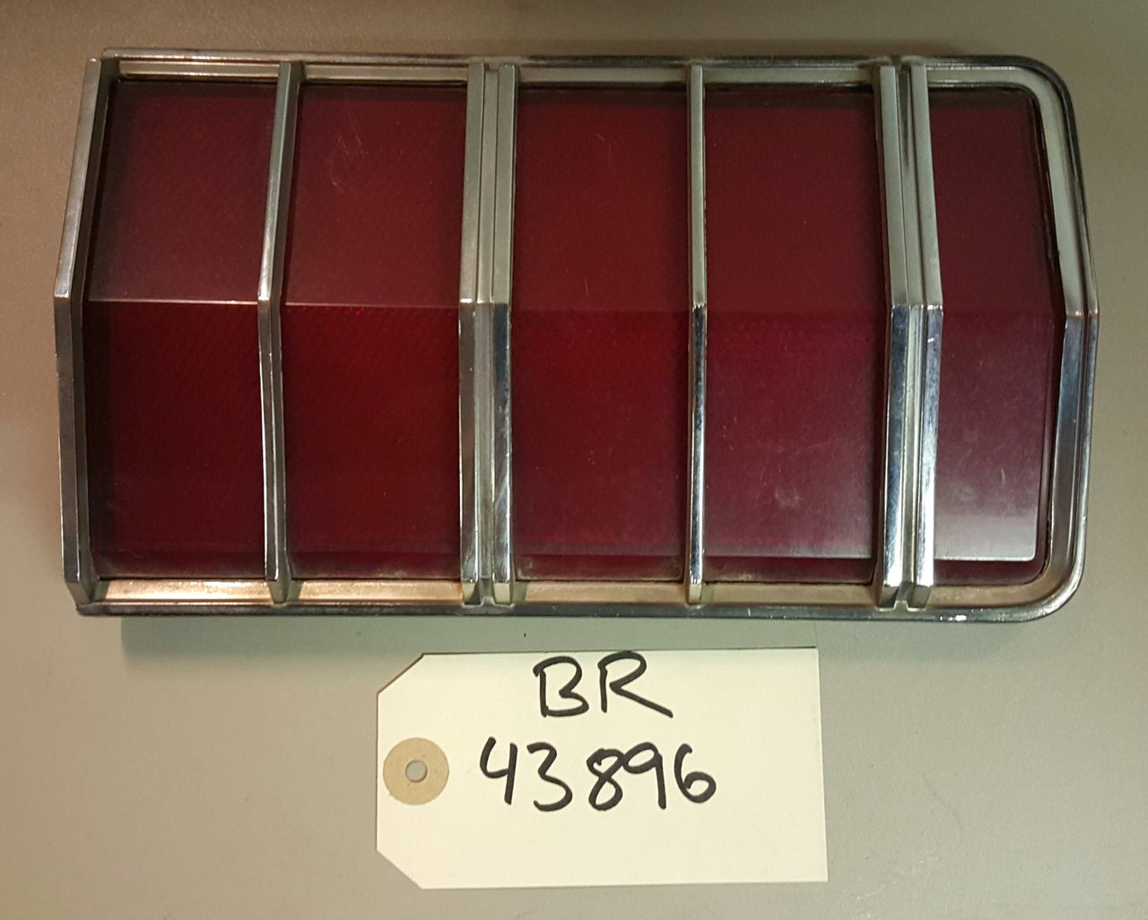 1974 1976 Mercury Cougar Tail lamp RH - BR43896