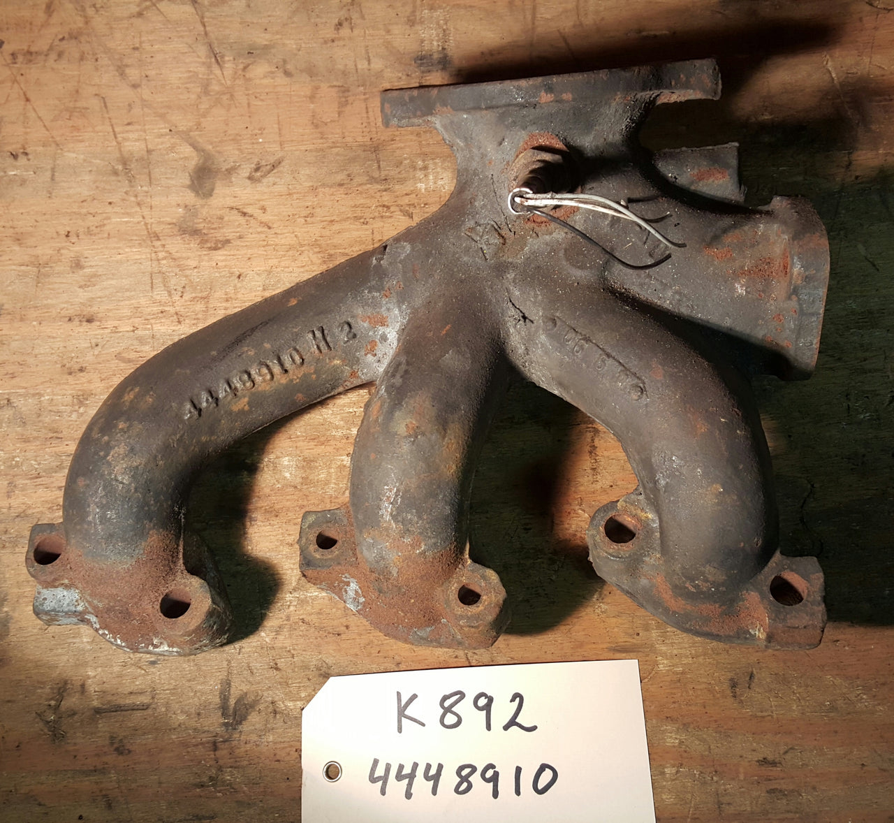 1990 -93 Mopar 3,3L Exhaust manifold - BR4448910