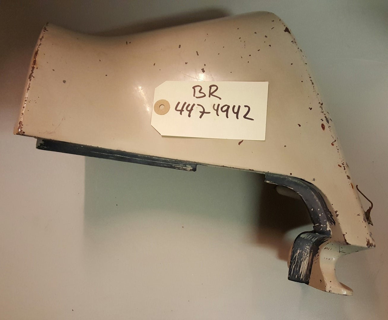 1965 Pontiac Rear fender extension RH - BR4474942