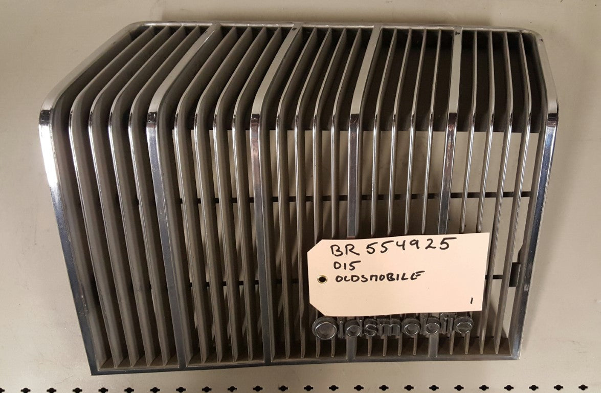 Oldsmobile Grille - BR554925