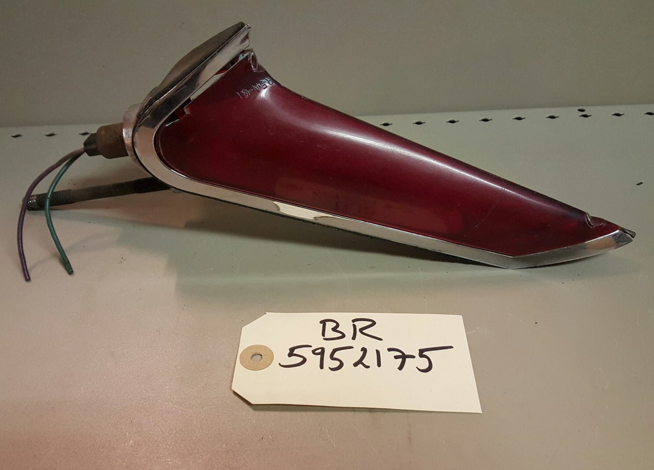 1961 Cadillac Tail lamp  - BR5942175