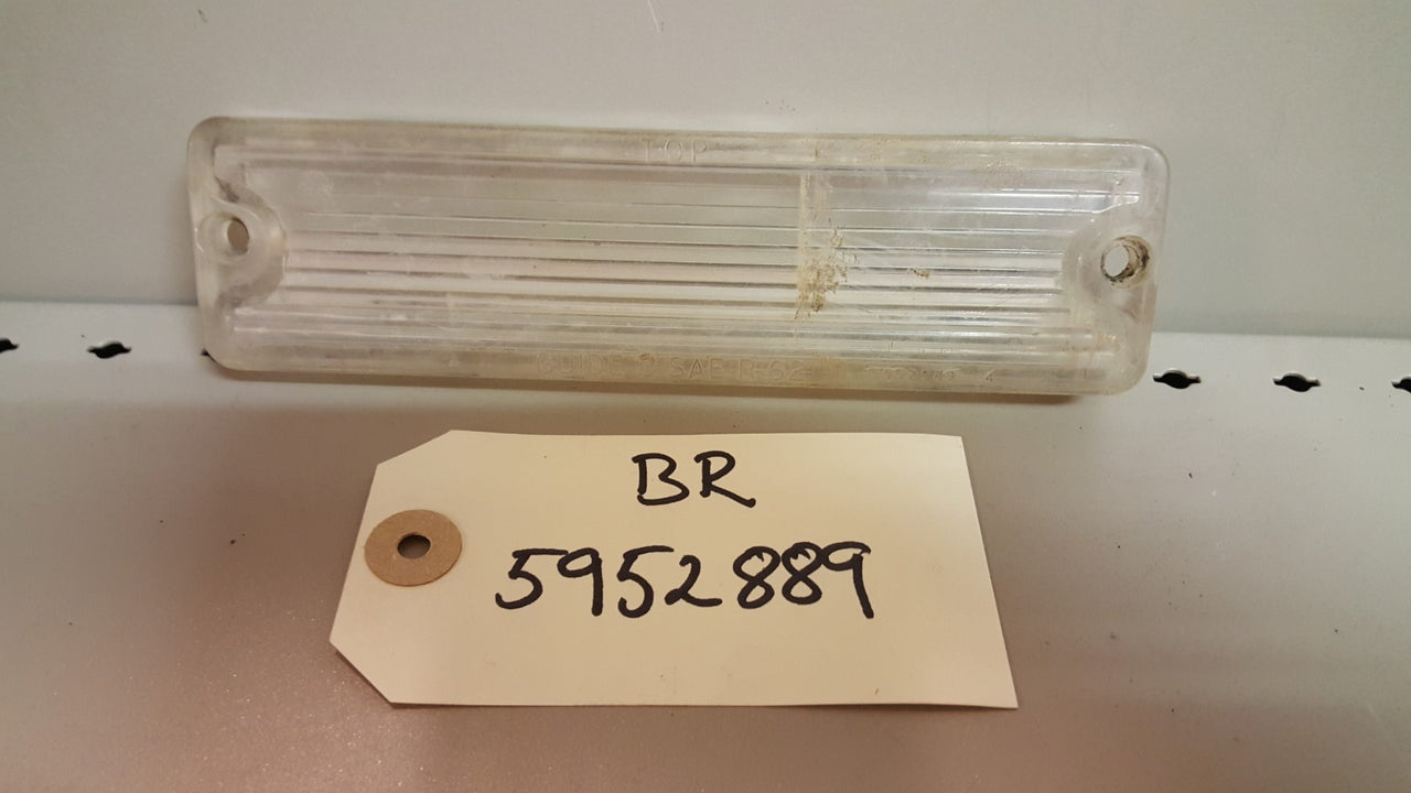 1962 Oldsmobile Back up lamp lens  - BR5952889