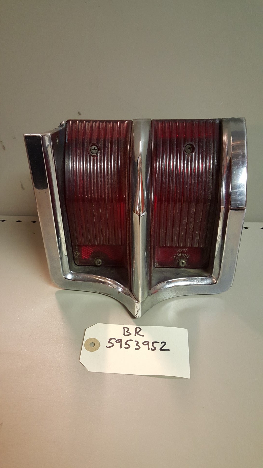 1963 Oldsmobile Taillamp  - BR5953952