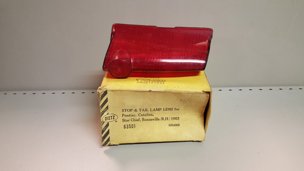 1963 PontiacTail lamp lens  RH  New in box - BR5954068