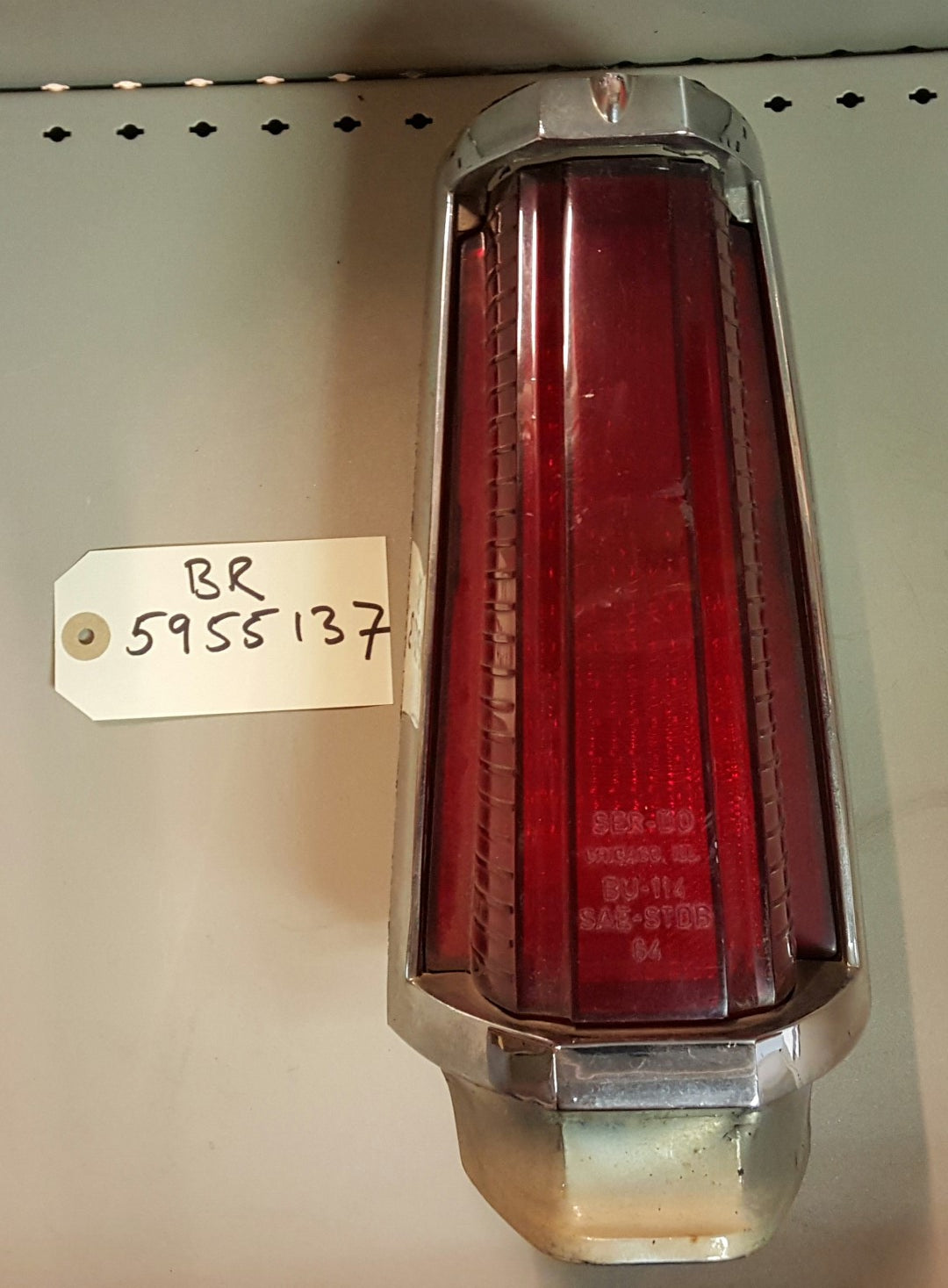 1964 Buick Electra Tail Lamp - BR5955137
