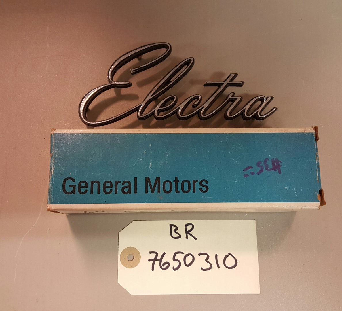 Buick Electra Emblem - BR7650310