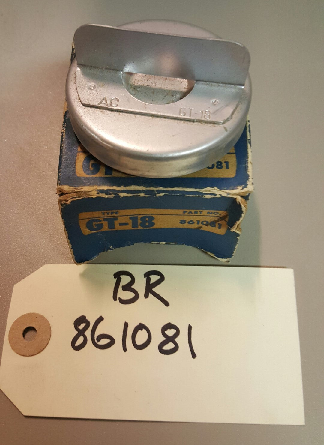 GT-18 NOS Gas Cap - BR861081