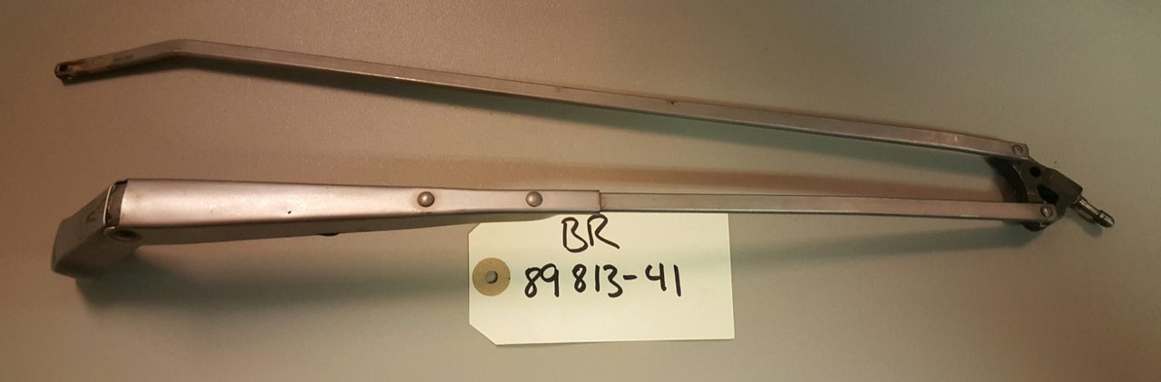 1968-72 A body Wiper arm LH - BR89813-14