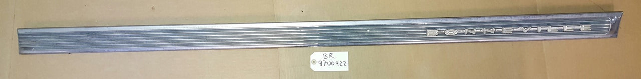 1963 Pontiac Bonneville Tail Panel Trim LH - BR9700922