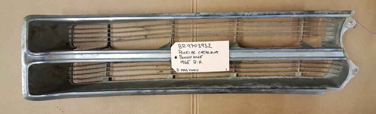 1965 Pontiac Catalina/Bonneville Grill RH - BR9703932