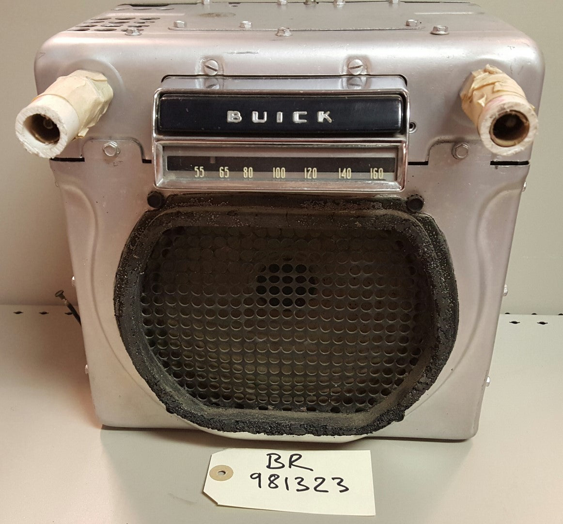 1953-54 Buick Car Radio - BR981323