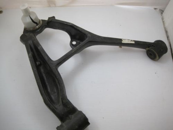 Lower control arm 96-00 rh (forged type) - GM15027870