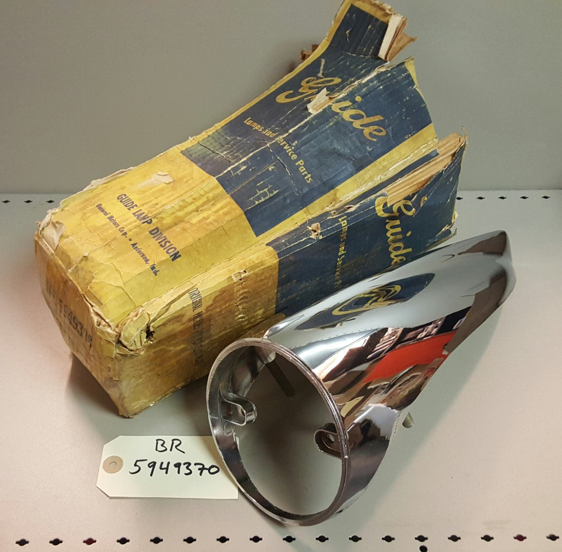 parking lamp housing 1958 Buick - GM5949370