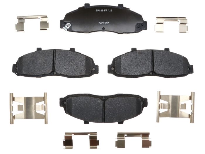 Pads D679 Ford F150 97-04 fr. - MGD679CH