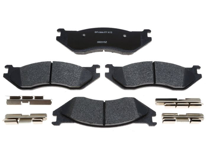 Pads D966 Ram 1500 02-05 /Durango 03-06 front - MGD966MH