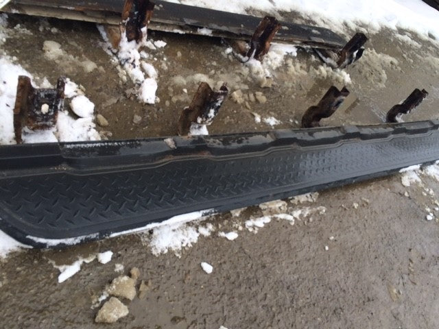 Running boards 03- Avalanche Brukt par - PUC10011