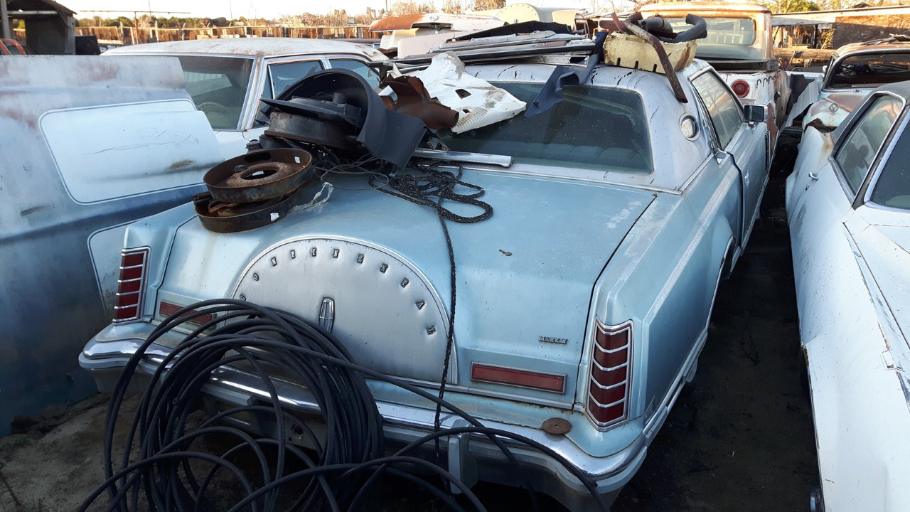 1977-79 Lincoln Mark V parts car - PUC1006
