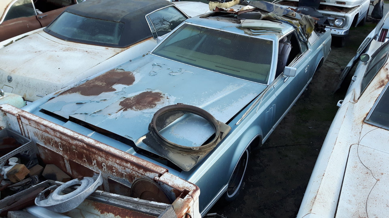 1977-79 Lincoln Mark V parts car - PUC1006