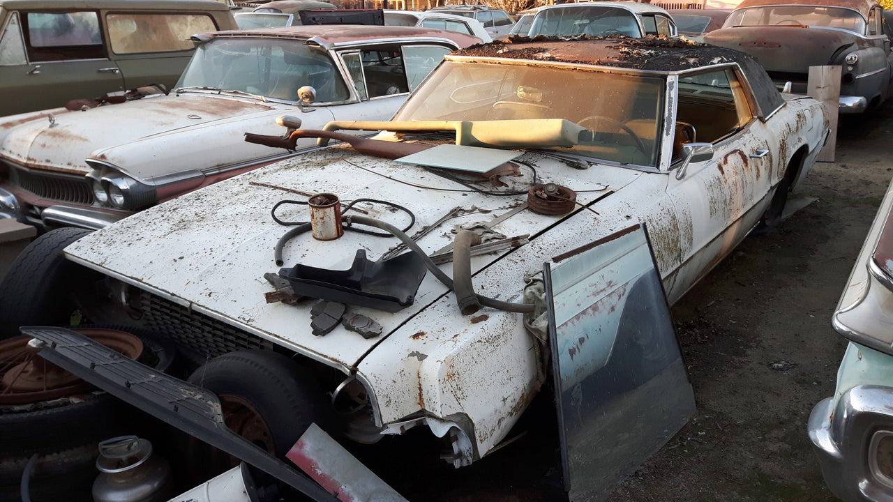 1967 Ford Thunderbird parts car - PUC1025