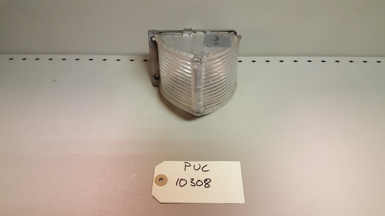 1971 Pontiac Parking lamp lens  - PUC10308
