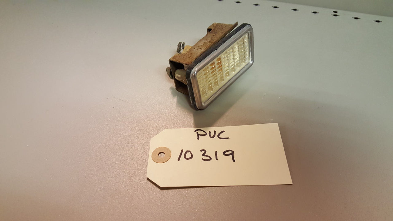 1968 Camaro, Corvette Sidemarker lamp  - PUC10319
