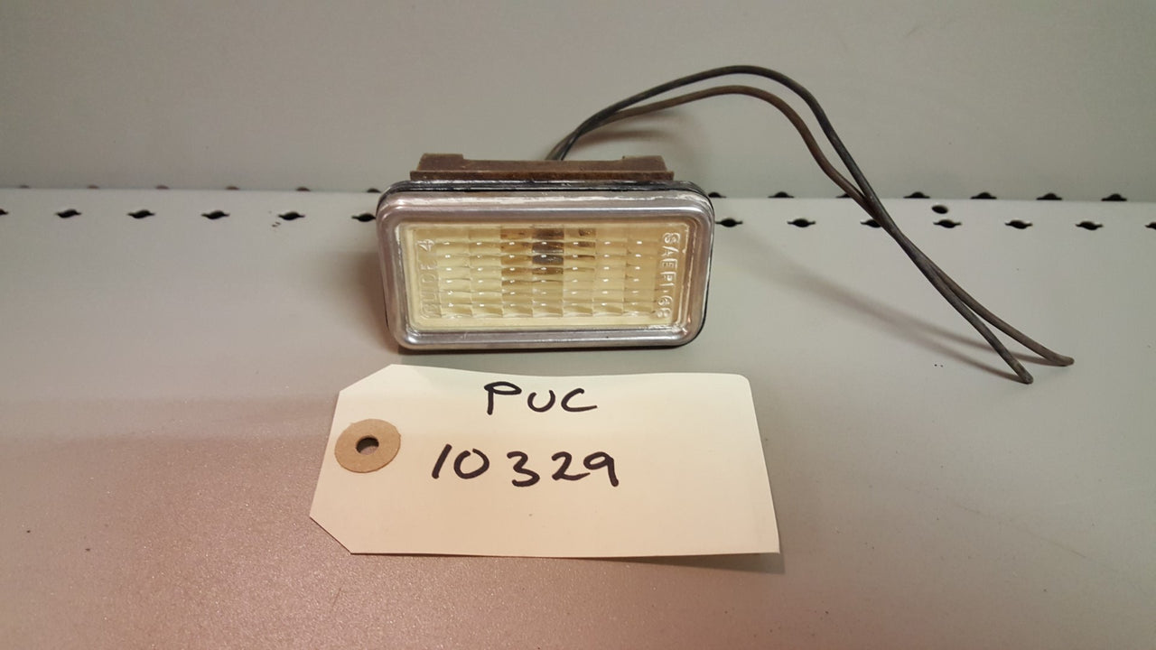 1968 side marker lamp - PUC10329