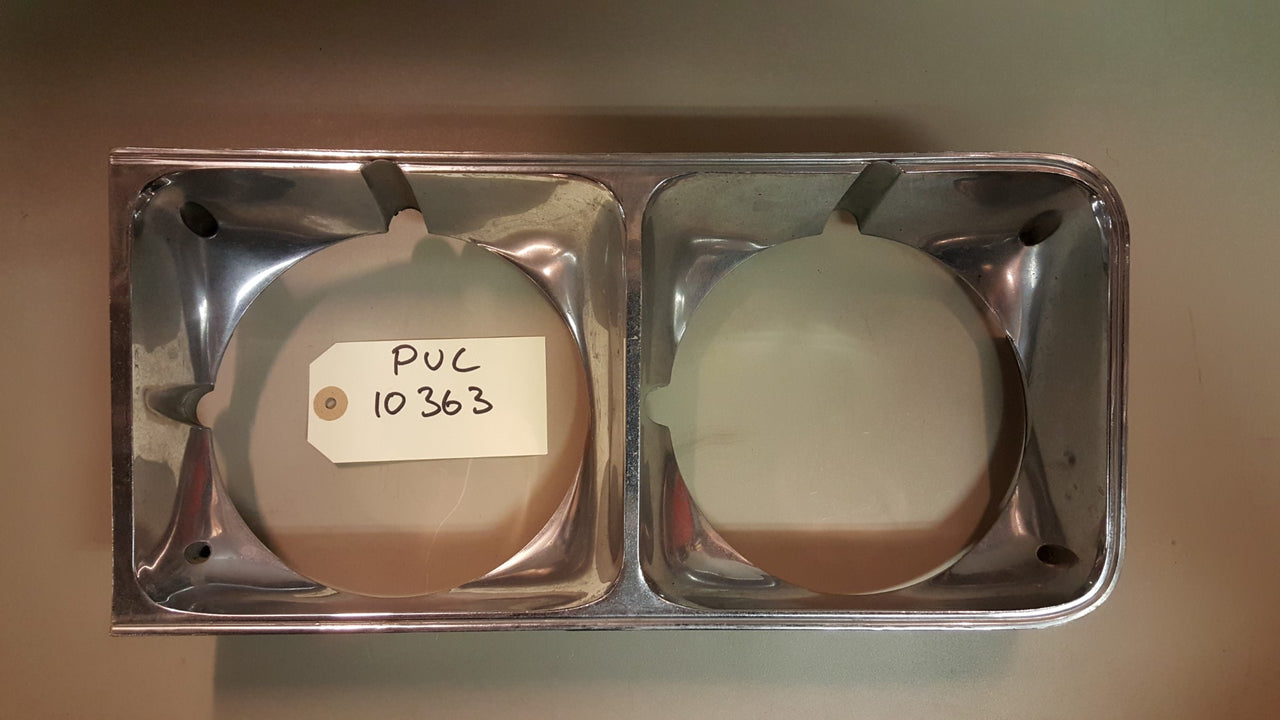 1973 Buick Riviera Headlamp bezel RH - PUC10363