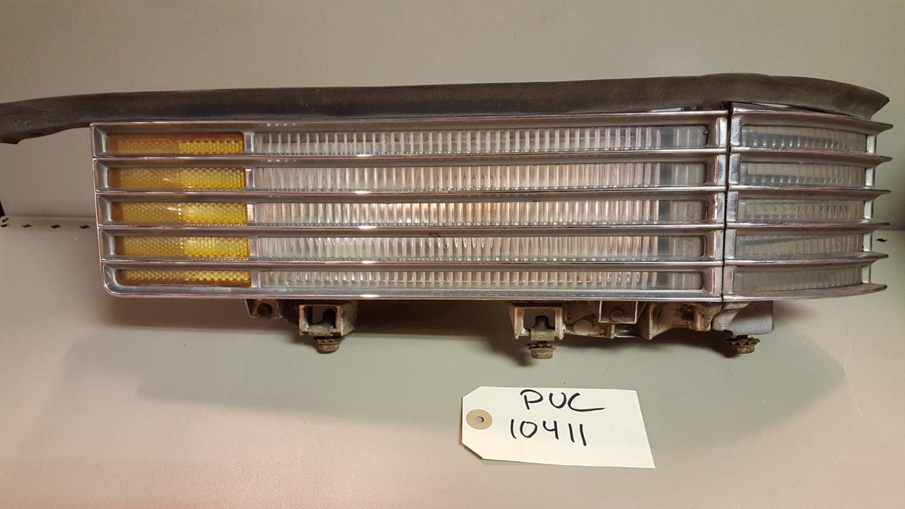 1970 Cadillac Turn Signal Lamp Front LH - PUC10411