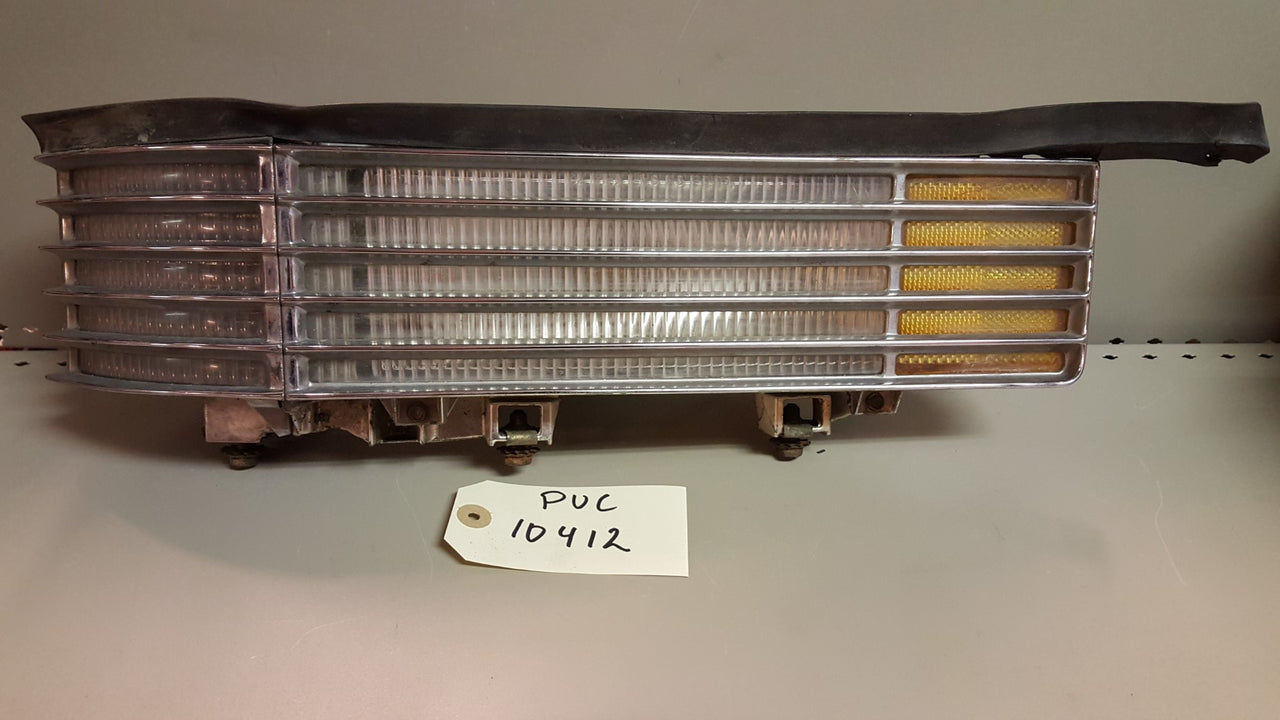 1970 Cadillac Turn Signal Lamp Front RH - PUC10412