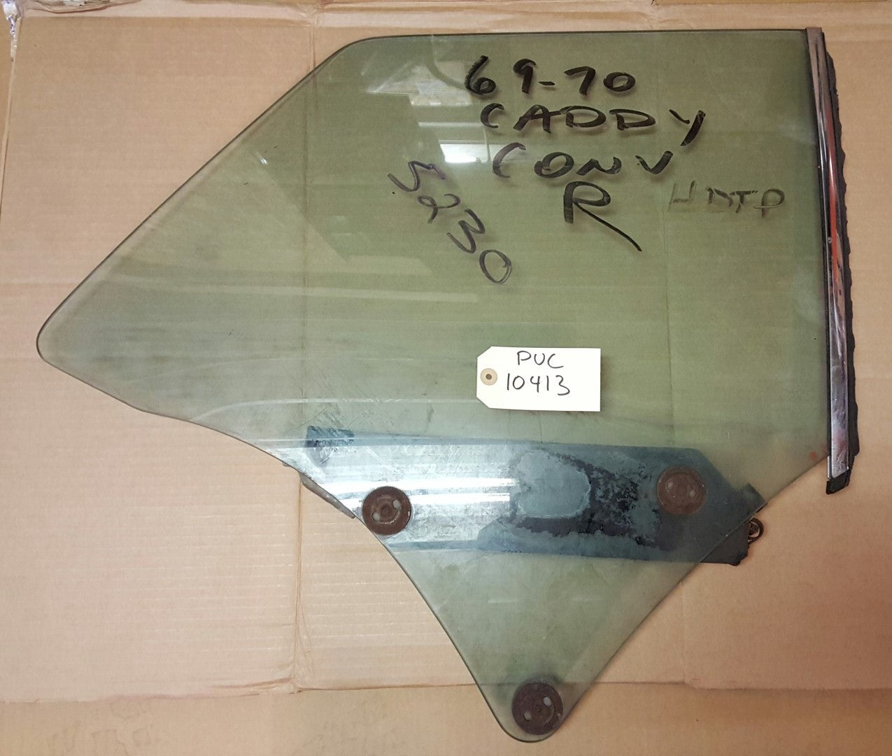 1969-70 Cadillac Conv  Quarter Window rh - PUC10413