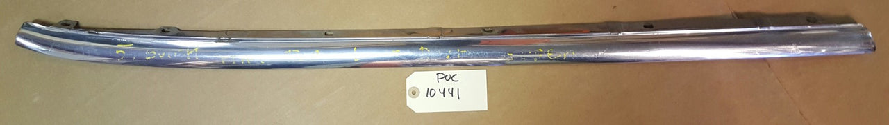 1951 Buick super ht Molding door LH - PUC10441
