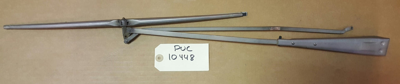 1970 Cadillac Wiper arm  - PUC10448