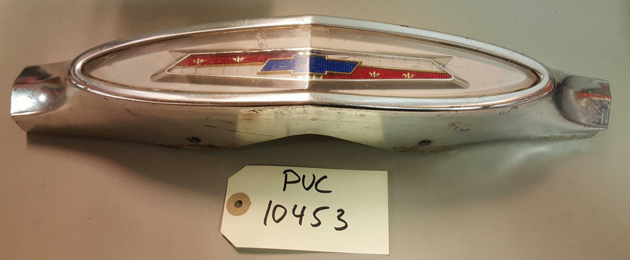1960 Chevrolet Grille Emblem - PUC104531