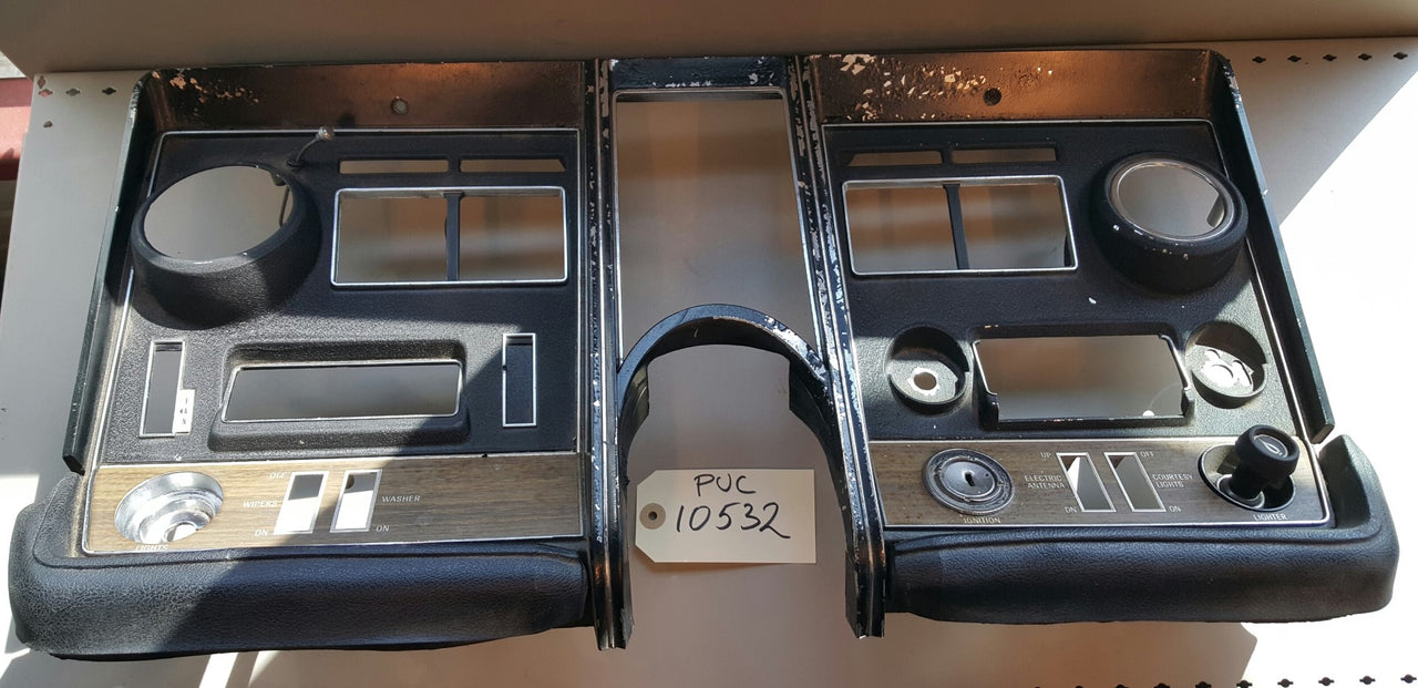 1966-67 Oldsmobile Tornado Dashboard - PUC10532