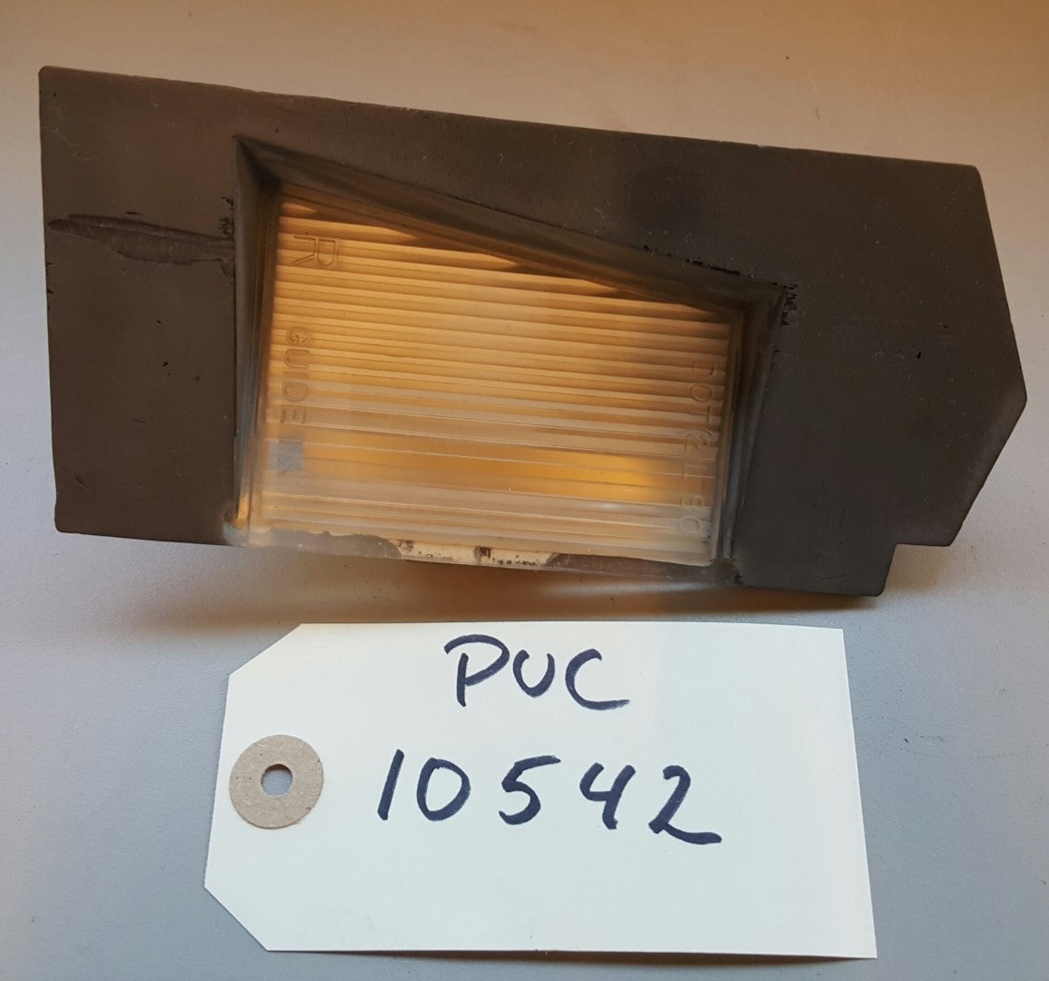 80 Marking Lamp RH - PUC10542