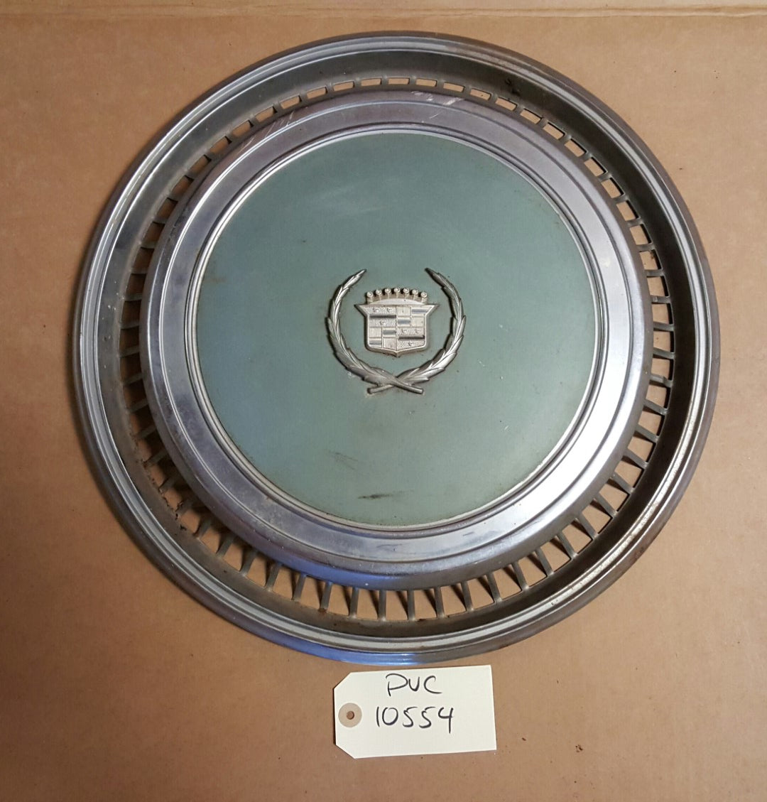 Cadillac Hub Cap - PUC10554