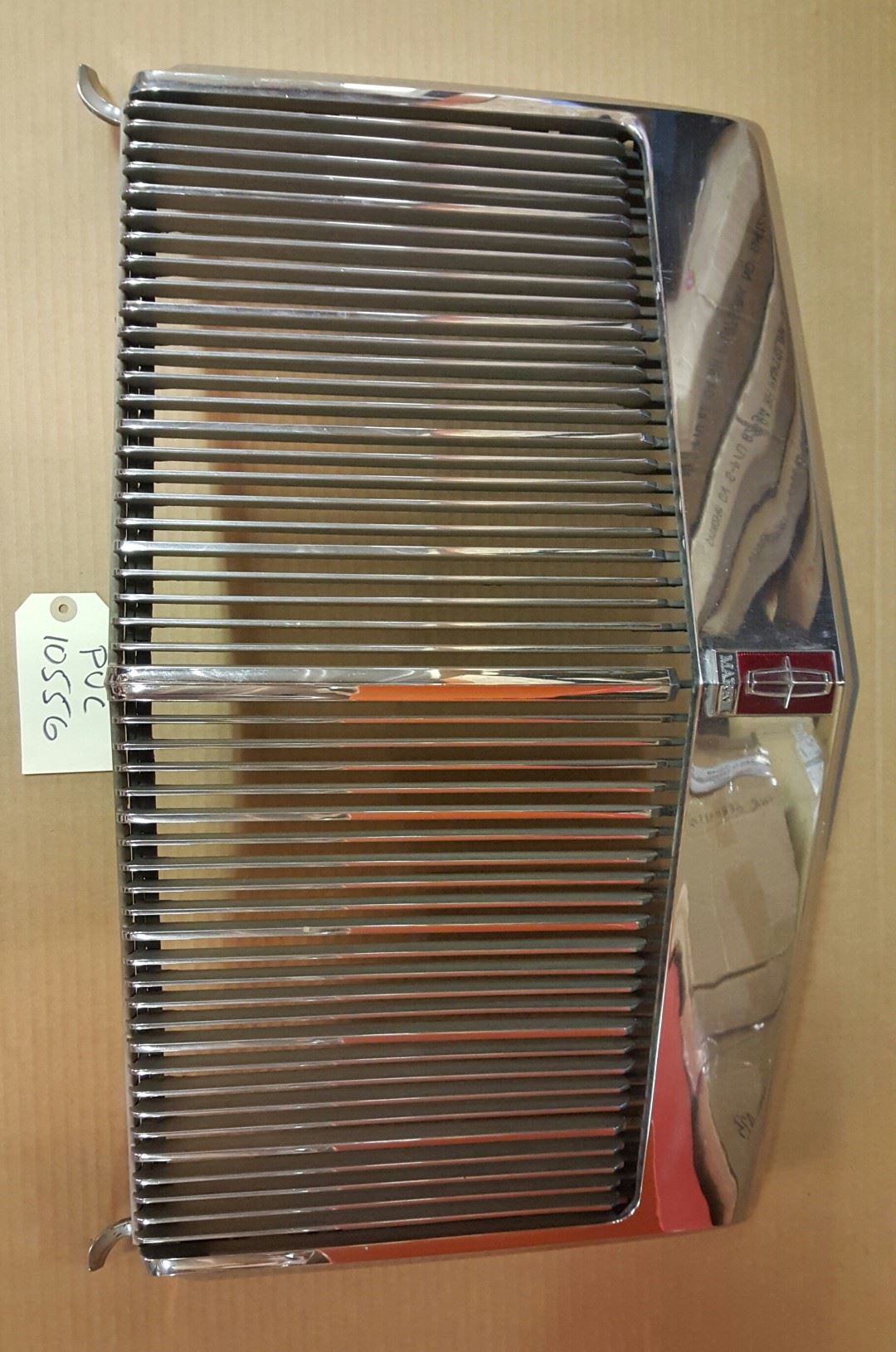 Lincoln Mark II Grille - PUC10556