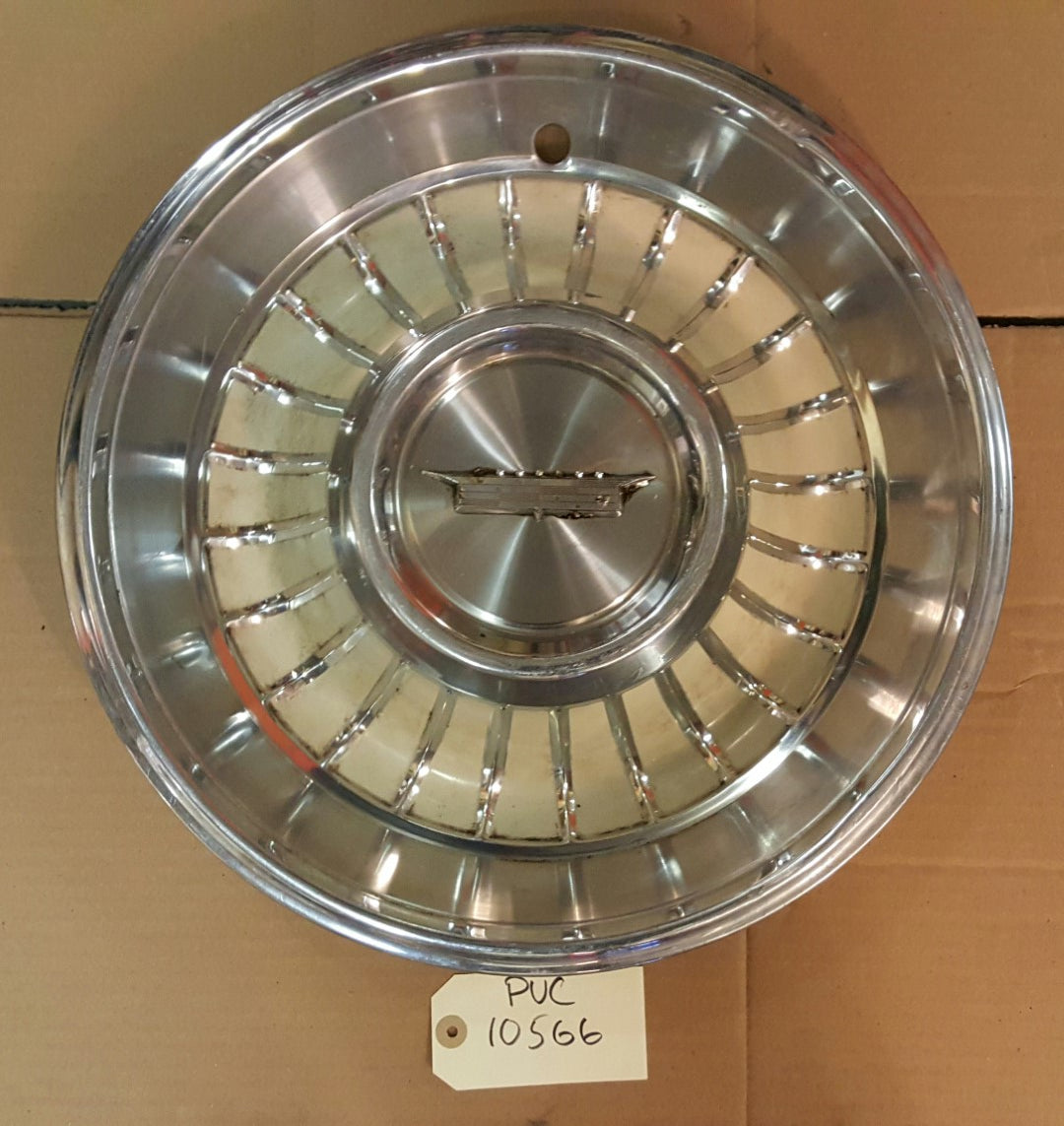 Cadillac Hub Cap - PUC10566